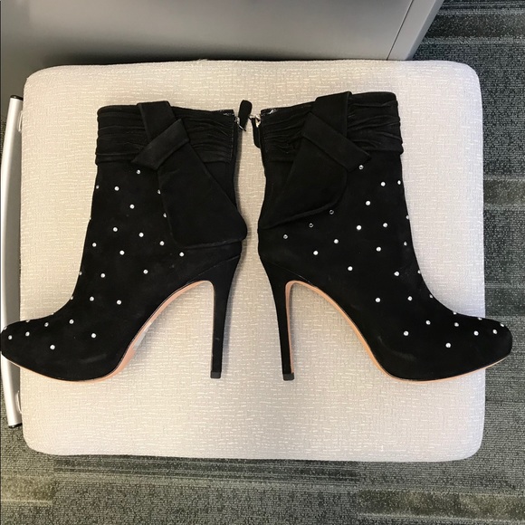 Ann Taylor Adriana Studded black booties - 7.5 - Picture 6 of 8